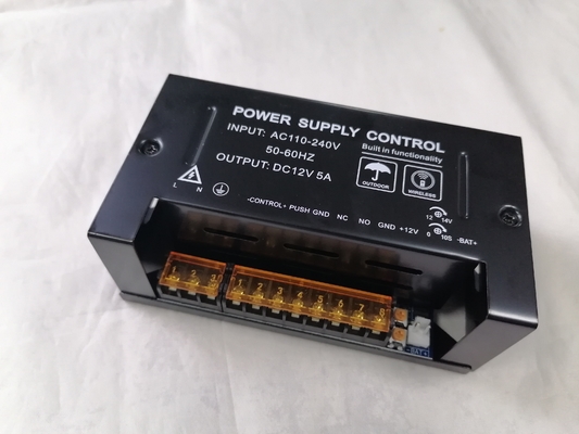 Controllo dell'alimentazione da 100V a 240V AC Input 12V DC Output