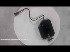 Migliorata serratura per piccoli armadi elettrici con costruzione a poli di alta resistenza